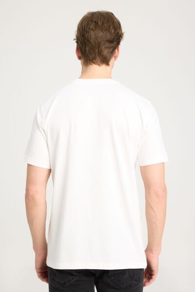 Wrangler W753EEW04 Beyaz Erkek Wrangler Yazılı Regular Fit Bisiklet Yaka T-shirt