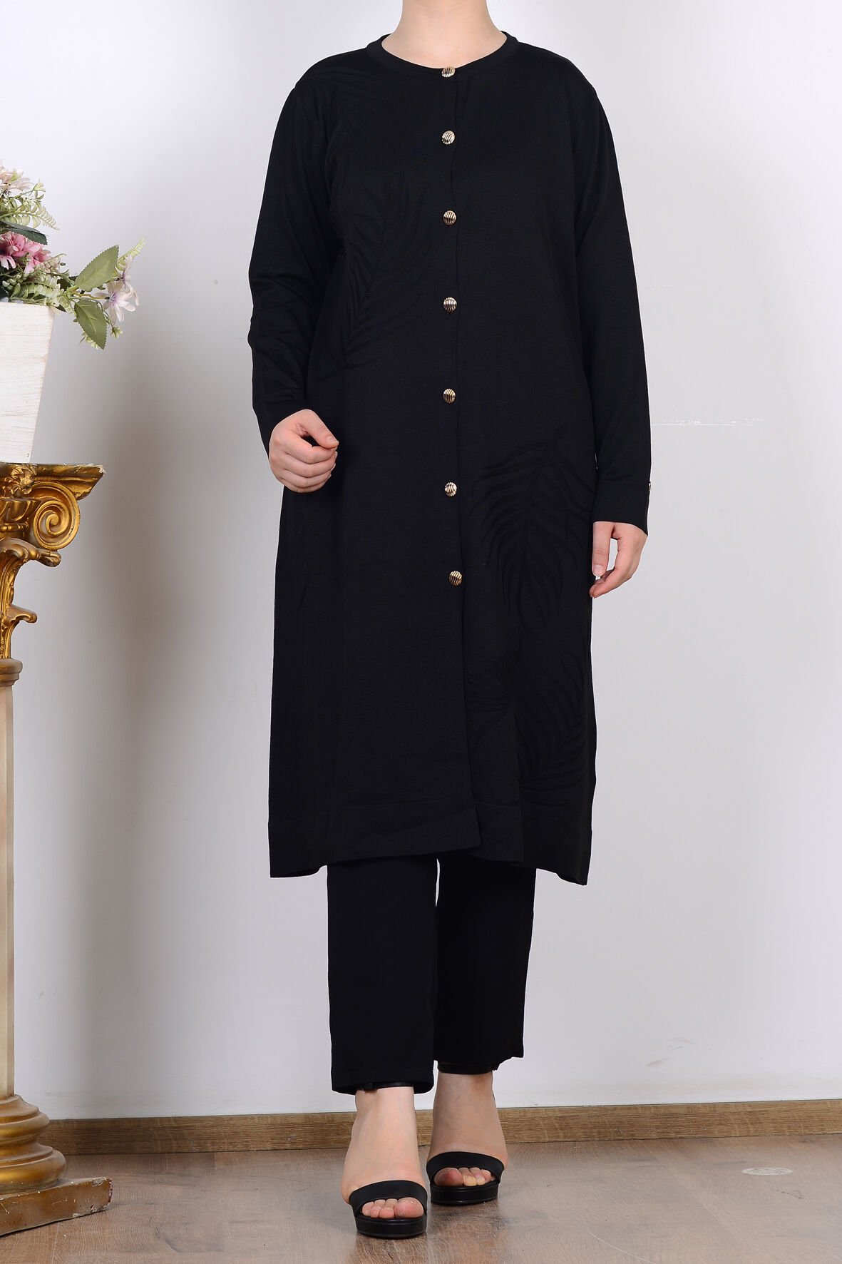 Armine 25YTD4132 Siyah Kadın Düğme Detaylı Desenli Triko Hırka