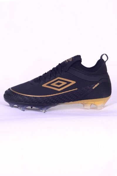 Umbro City Siyah-Gold Erkek Krampon