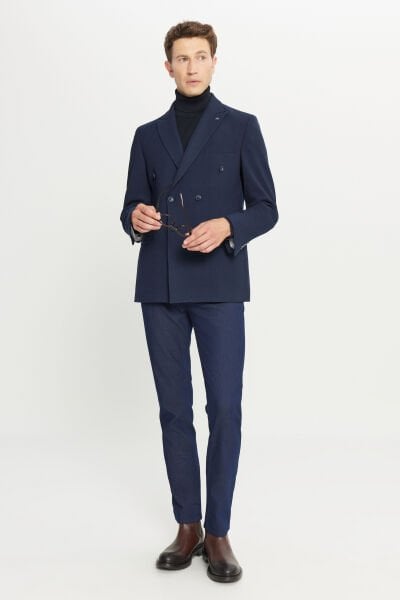 Altınyıldız ACE004261358 Lacivert Erkek Slim Fit Dar Kesim Kırlangıç Yaka Gofre Desenli Kapak Cepli Kruvaze Ceket