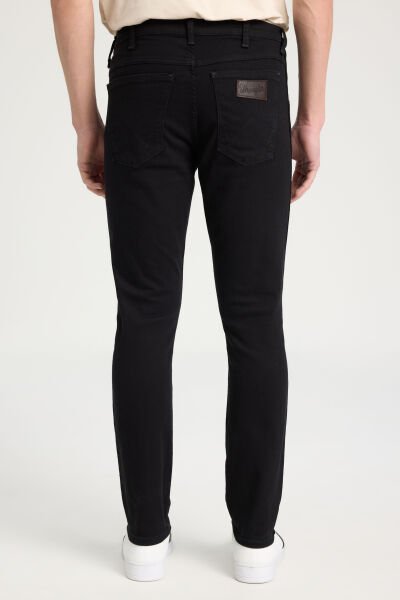 Wrangler W18S034AE Larston Silim Siyah Erkek Silim Tapared Kot Pantalon