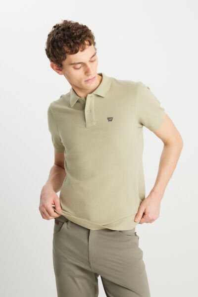 Wrangler MW7D5K4XX2T37Y Yeşil Erkek Kırılmaz Polo Yaka T-shirt