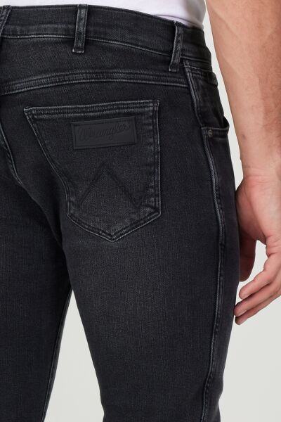 Wrangler W18S02958 Larston Füme Erkek Silim Tapared Kot Pantalon