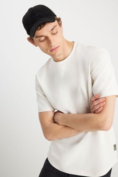 Wrangler W2510718104 Ekru Erkek Regular Fit Bisiklet Yaka T-shirt