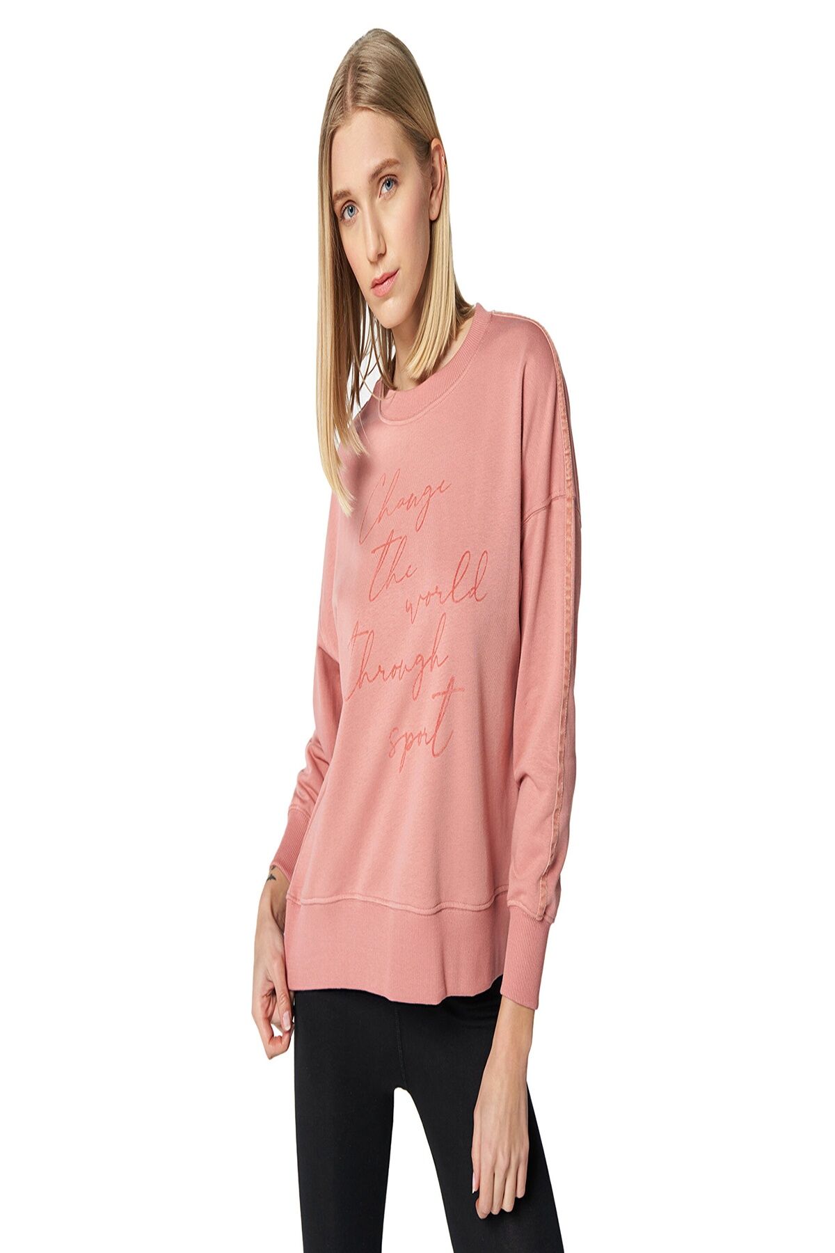 Hummel 921655-9859 Pudra Önü Yazılı Bisiklet Yaka Kadın Sweat