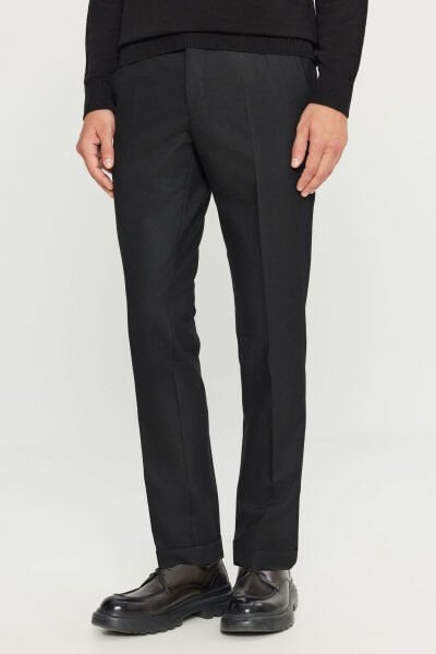 Altınyıldız ACE001261487 Siyah Erkek Slim Fit Dar Kesim Gizli Lasiktli Yan Cepli Esnek Klasik Pantolon