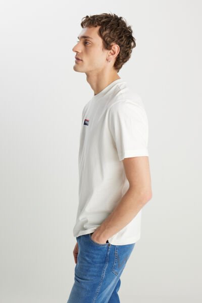 Wrangler W2510527102 Beyaz Erkek Regular Fit Önden Baskılı Bisiklet Yaka T-shirt