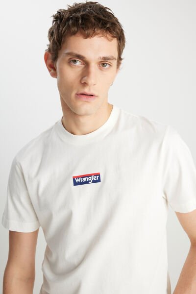 Wrangler W2510527102 Beyaz Erkek Regular Fit Önden Baskılı Bisiklet Yaka T-shirt