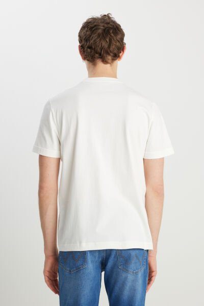Wrangler W2510527102 Beyaz Erkek Regular Fit Önden Baskılı Bisiklet Yaka T-shirt