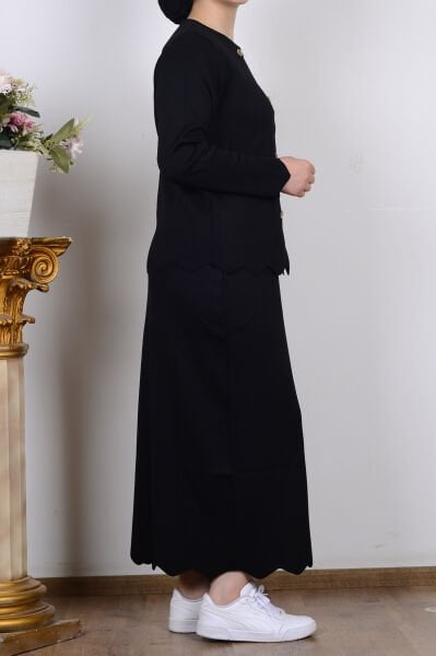 Armine 25YTD6118 Siyah Kadın Düğme Detaylı Bisiklet Yaka Triko Etekli Takım