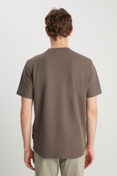 Wrangler W2510718801 Haki Erkek Regular Fit Bisiklet Yaka T-shirt