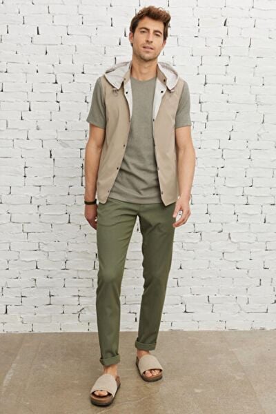 Altınyıldız 4A0923200001 Bej Önü Çıtçıtlı Yanları Cepli Kapüşonlu Erkek Yelek