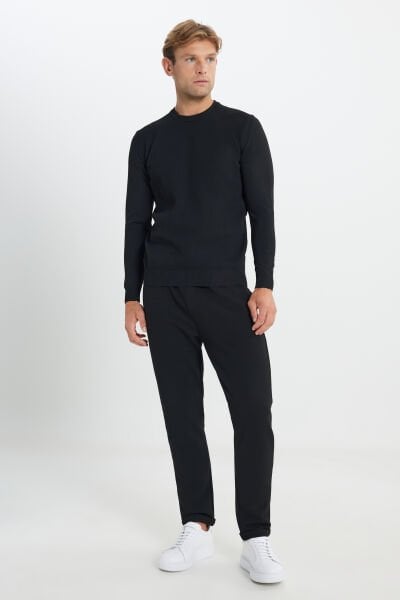 Altınyıldız ACE492510081 Siyah Erkek Bisiklet Yaka Sünger Desen Triko Kazak