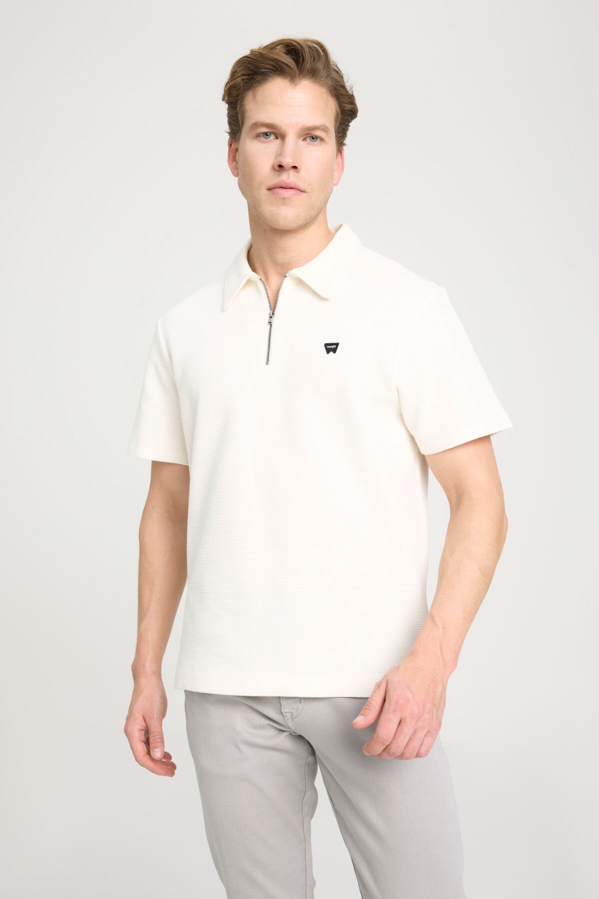 Wrangler W7NQ2052861Y Beyaz Erkek Regular Fit Yarım Fermuarlı Polo Yaka T-shirt