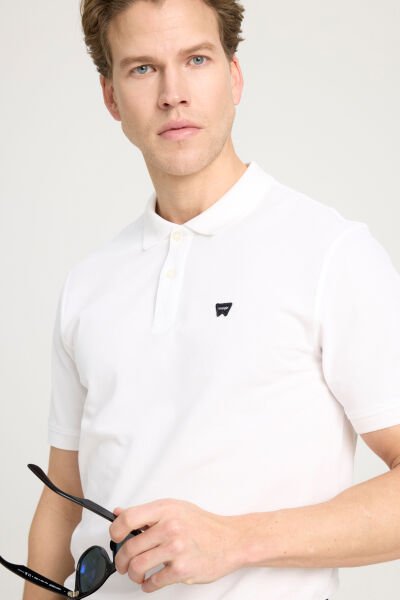 Wrangler W7D5K4XX2T989 Beyaz Erkek Regular Fit Normal Kesim Polo Yaka Wrangler Logolu %100 Pamuk Tşört