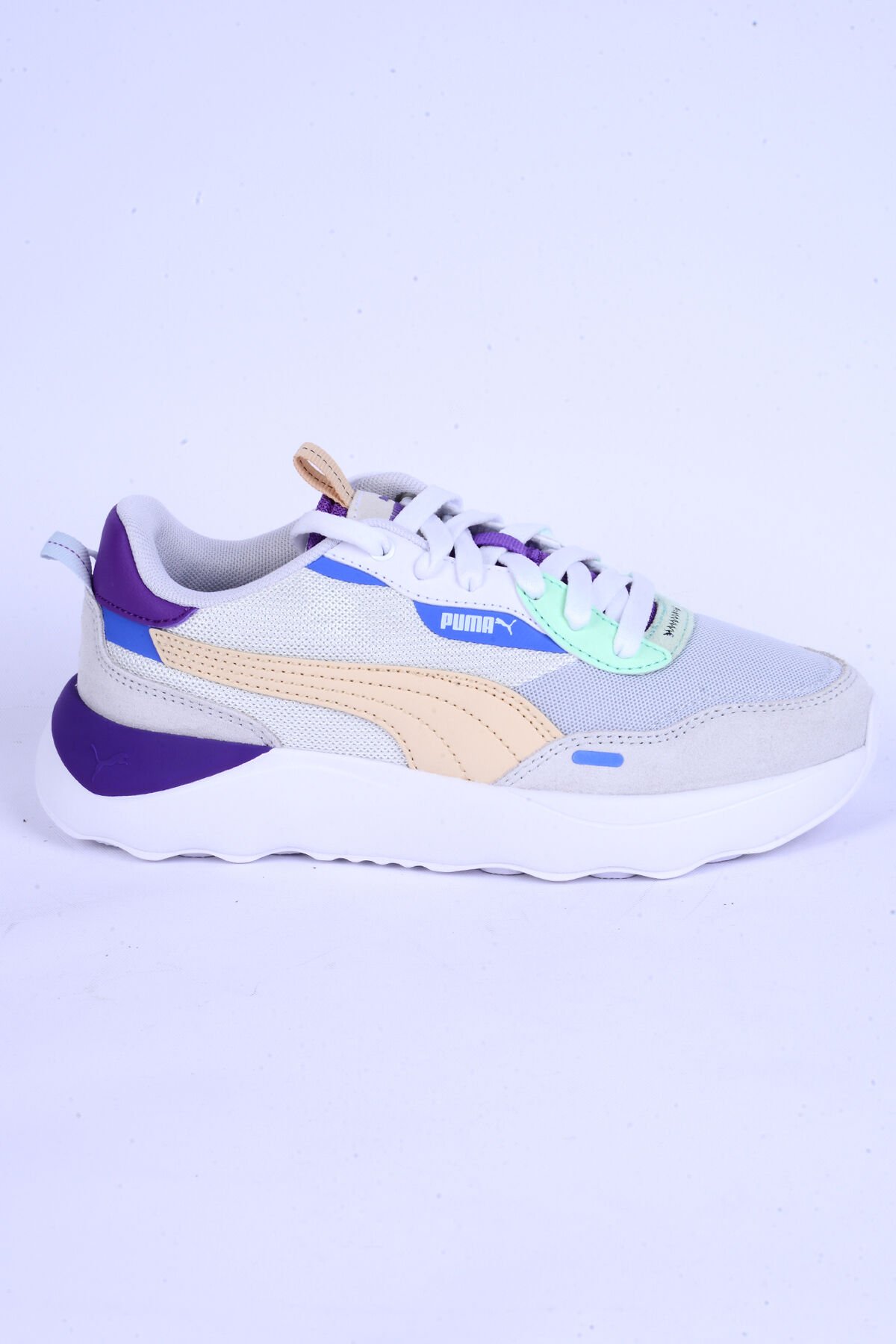Puma 392324-11 Runtamed Platform Fileli Deri Detaylı Ortopedik Taban Bağcıklı Hafif Esnek Beyaz-Mor Günlük Kadın Spor Ayakkabı
