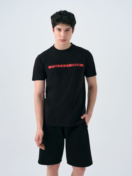 Loft 2038693 Siyah Erkek Bisiklet Yaka Göğüsten Yazı Detaylı T-Shirt