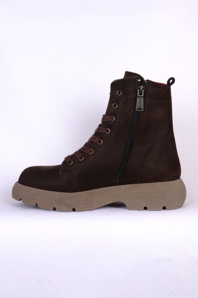 Bulldozer 250501 Bağcıklı Yandan Fermuar Destekli Tabanı özel Kalın Kaydırmaz Özellikli Kahverengi Nubuk Kadın Bot