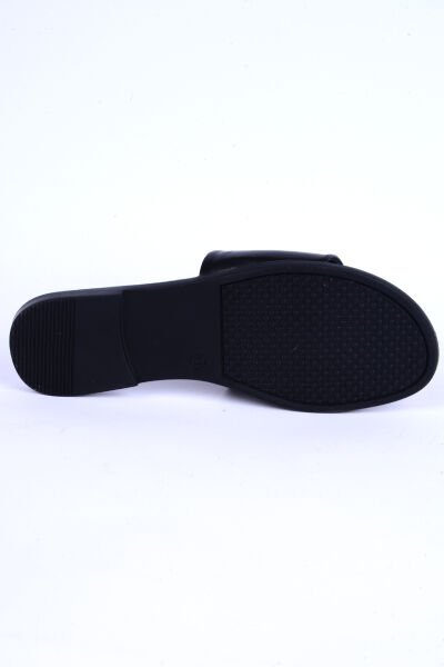 Ayakmod 246017 Z Deri Taşlı İnce Rahat Taban Siyah Günlük Kadın Terlik