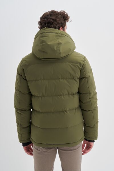 Cazador 24KCEED01060 Haki Erkek İpli Kapüşonlu Çok Cepli Şişme Mont