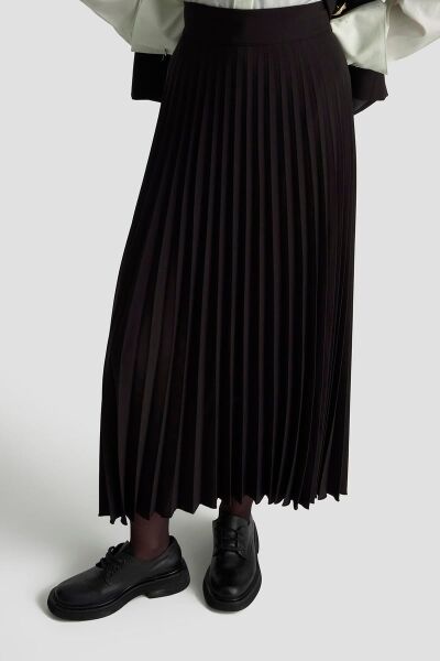 Armine 25KT643 Siyah Kadın Yelekli Tesettür Takım