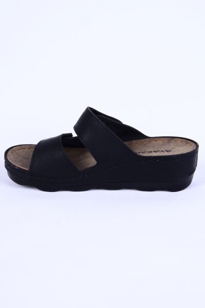 Ayakmod 37-976 Yüksek Taban Cırtcırtlı Rahat Taban Siyah Günlük Kadın Terlik