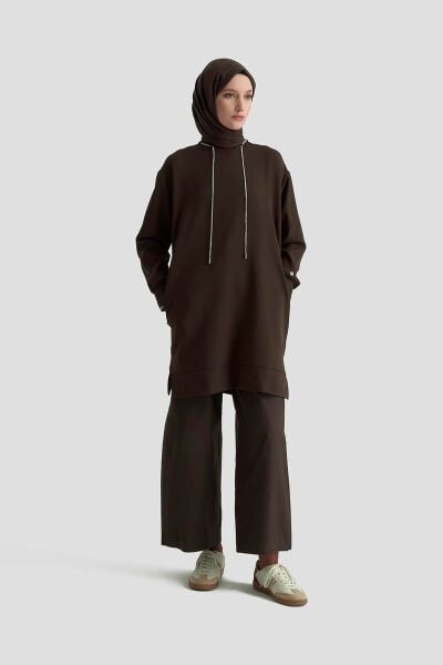 Armine 25KT436 Kahverengi Kadın Yakası Taş Bağcık Detaylı Kolları Ribanalı Tunik