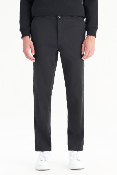 Wrangler WM01200001001 Siyah Erkek Liyosel Kumaş Slim Fit Chino Beli Lastikli Pantolon