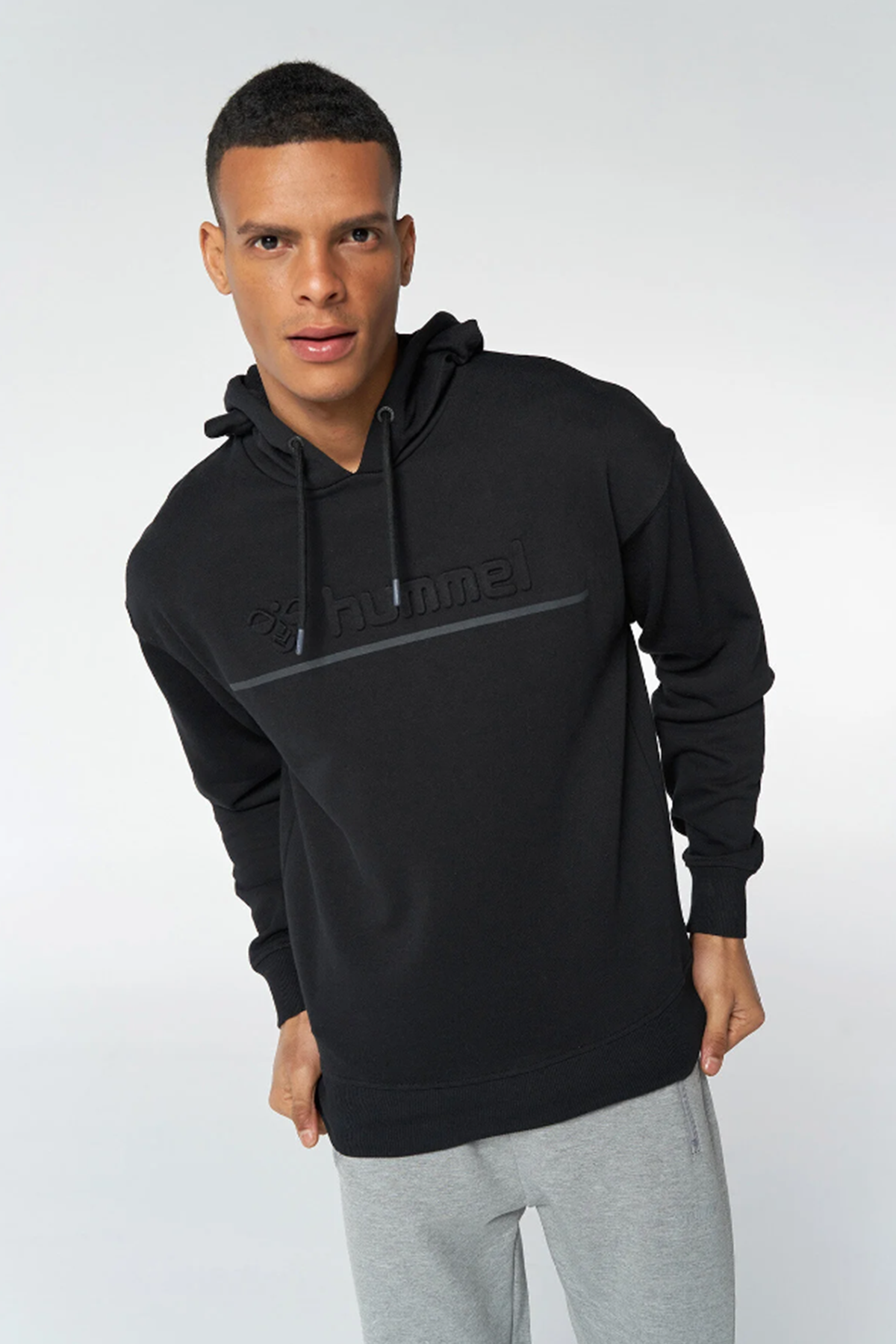 Hummel 921645-2001 Siyah Önü Hummel Baskılı Kapüşonlu Erkek Sweat