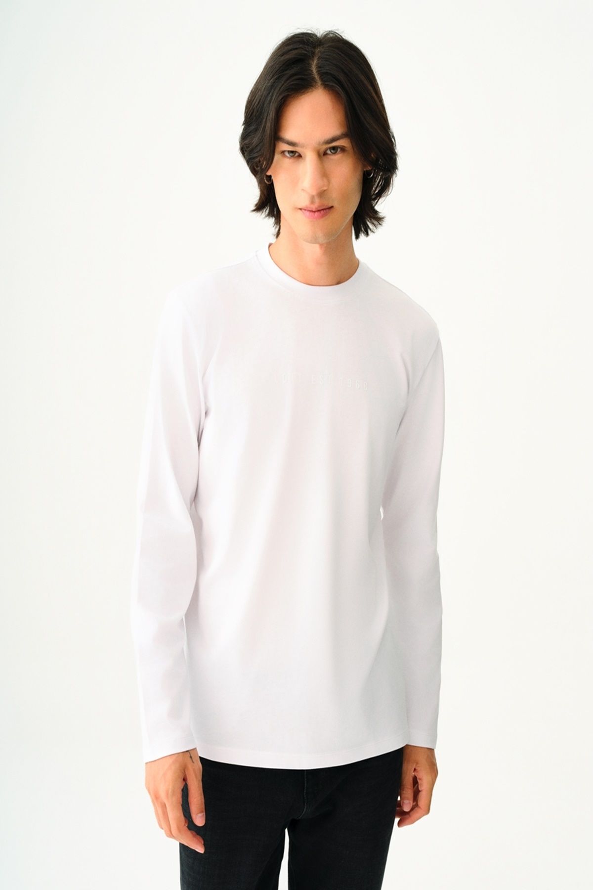 Loft 2037825 Beyaz Erkek Regular Fit Önü Baskılı Bisiklet Yaka Tshirt