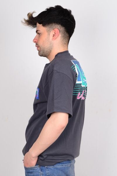 Lee LL10FEON Antrasit Arkası Baskılı Bisiklet Yaka Erkek T-shirt