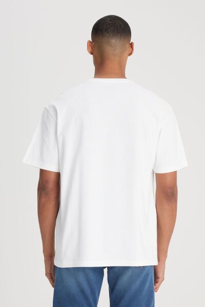 Lee L222001102 Beyaz Önü Yazılı Bisiklet Yaka Erkek T-shirt