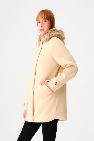 Loft 2037390 Bej Kadın Kürk Kapüşonlu Fermuar Ve düğme Detaylı Kaşe Kaban