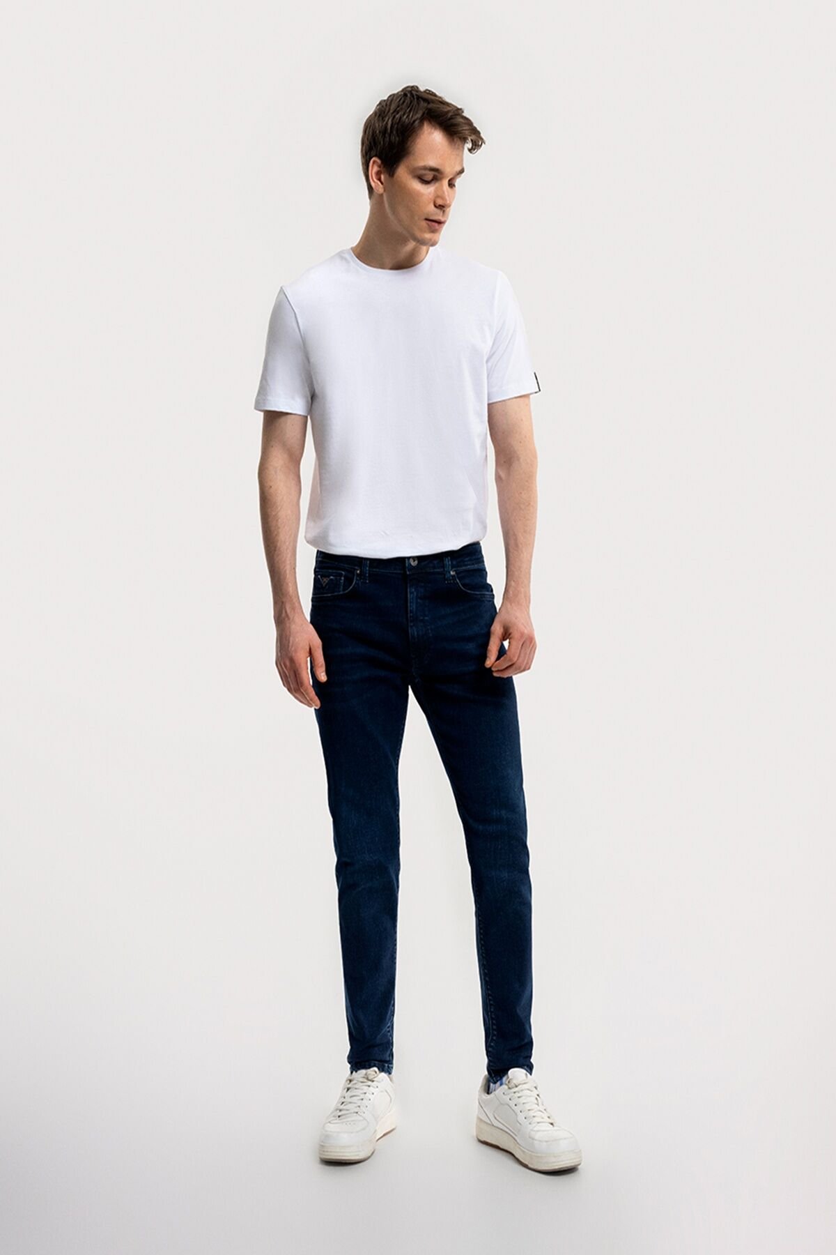 Loft 2035717 Koyu Mavi Erkek Justin Skinny Fit Basic Düşük Bel Daralan Paça Dar Kesim %98 Pamuk Kot Pantolon